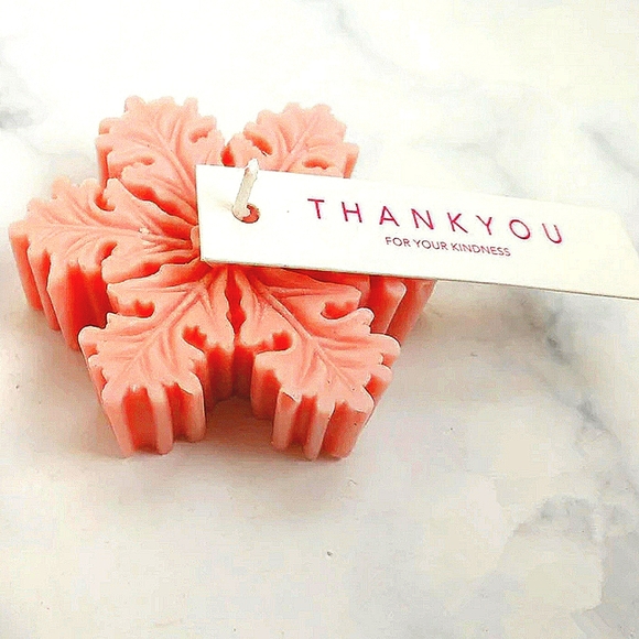 Wilton Candy Melts Stack-n-Melt Snowflake Silicone - Picture 9 of 16